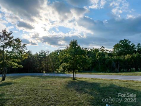 365 Chukar Way Fletcher NC 28732
