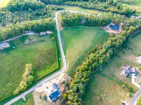 365 Chukar Way Fletcher NC 28732