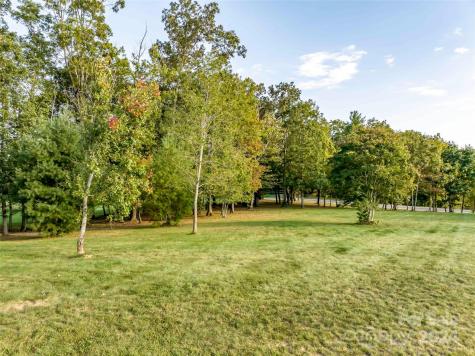365 Chukar Way Fletcher NC 28732