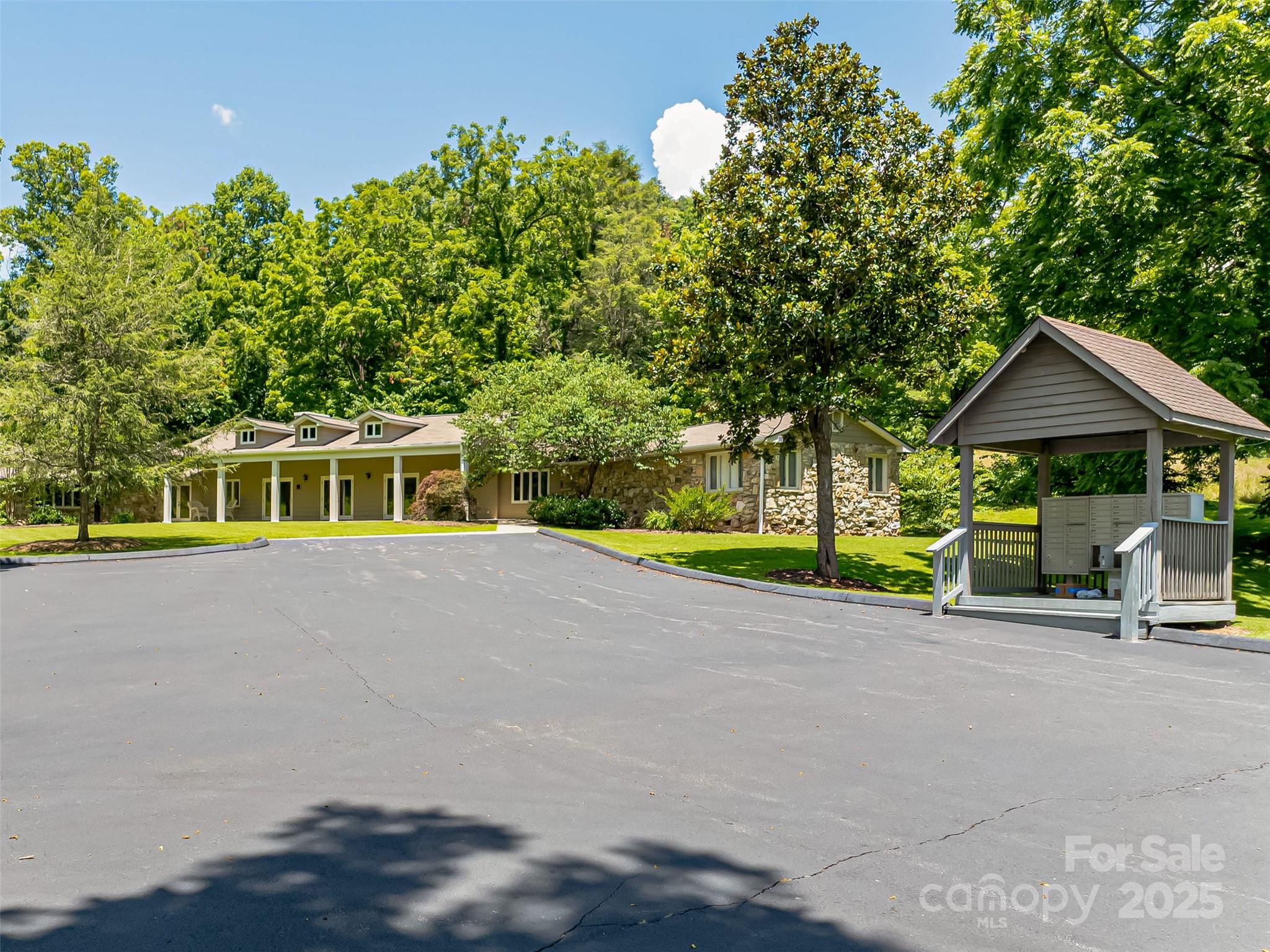 99999 Running Deer Lane Mars Hill NC 28754