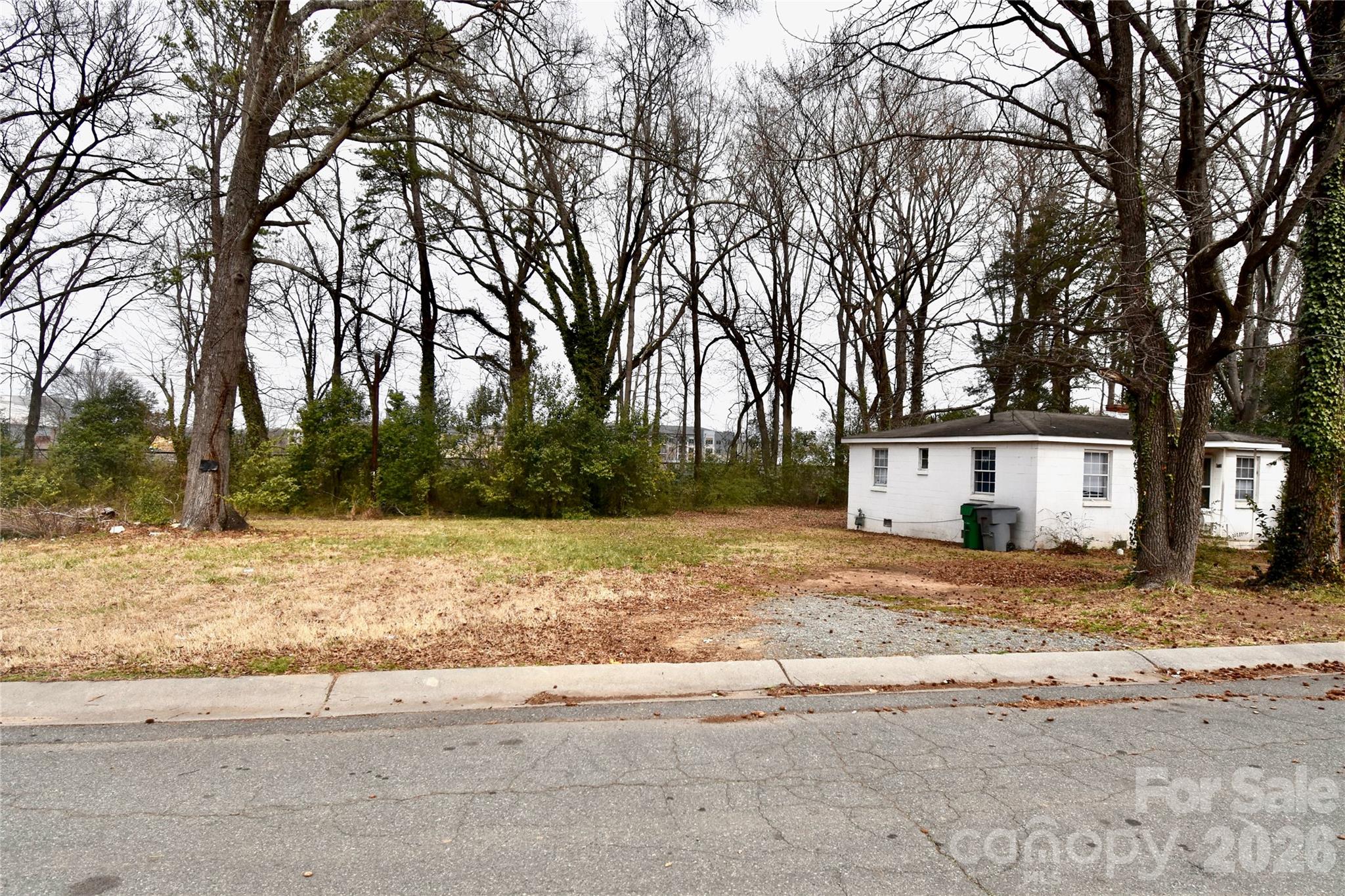 4117 Bearwood Avenue Charlotte NC 28205