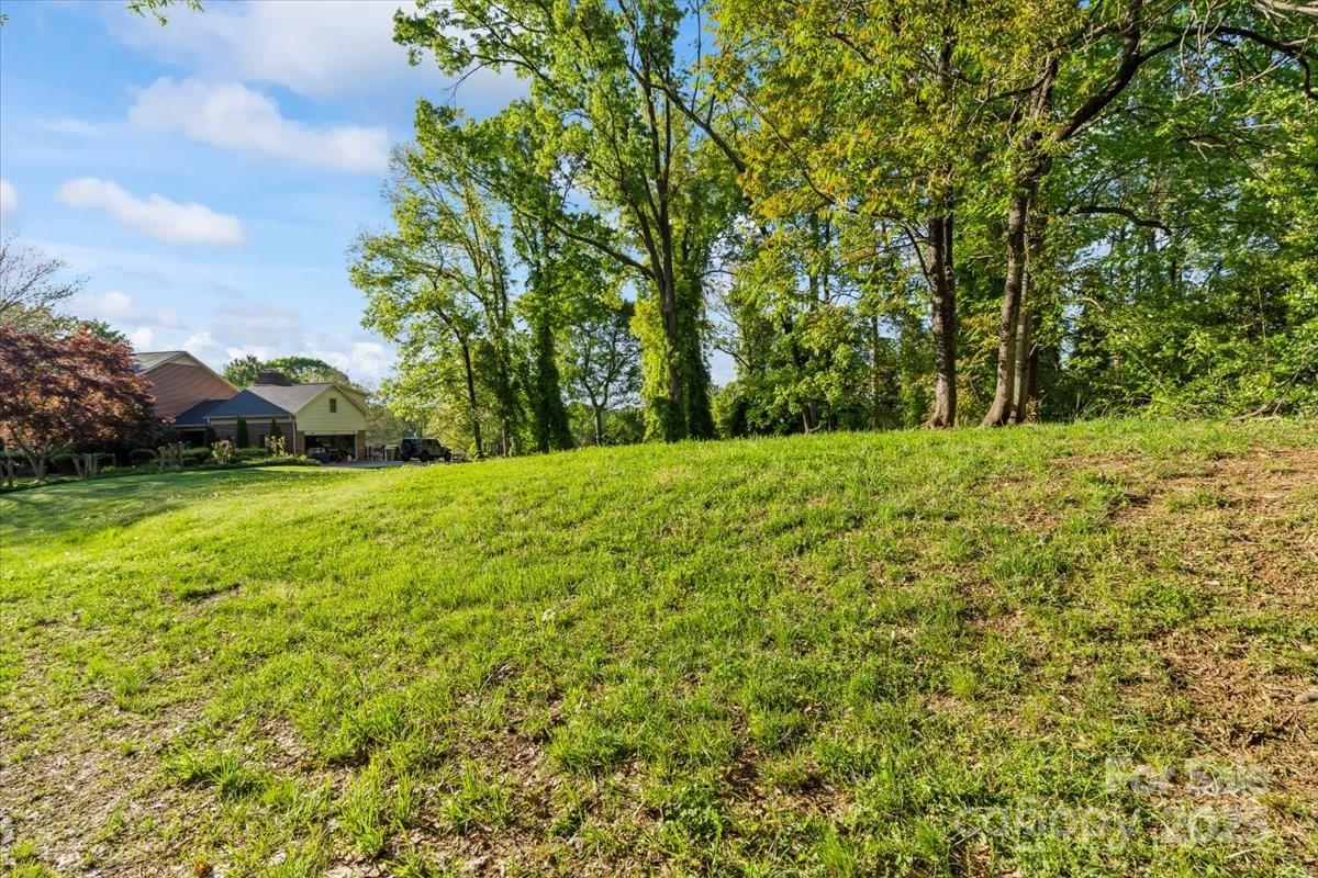 1618 Heatherloch Drive Gastonia NC 28054