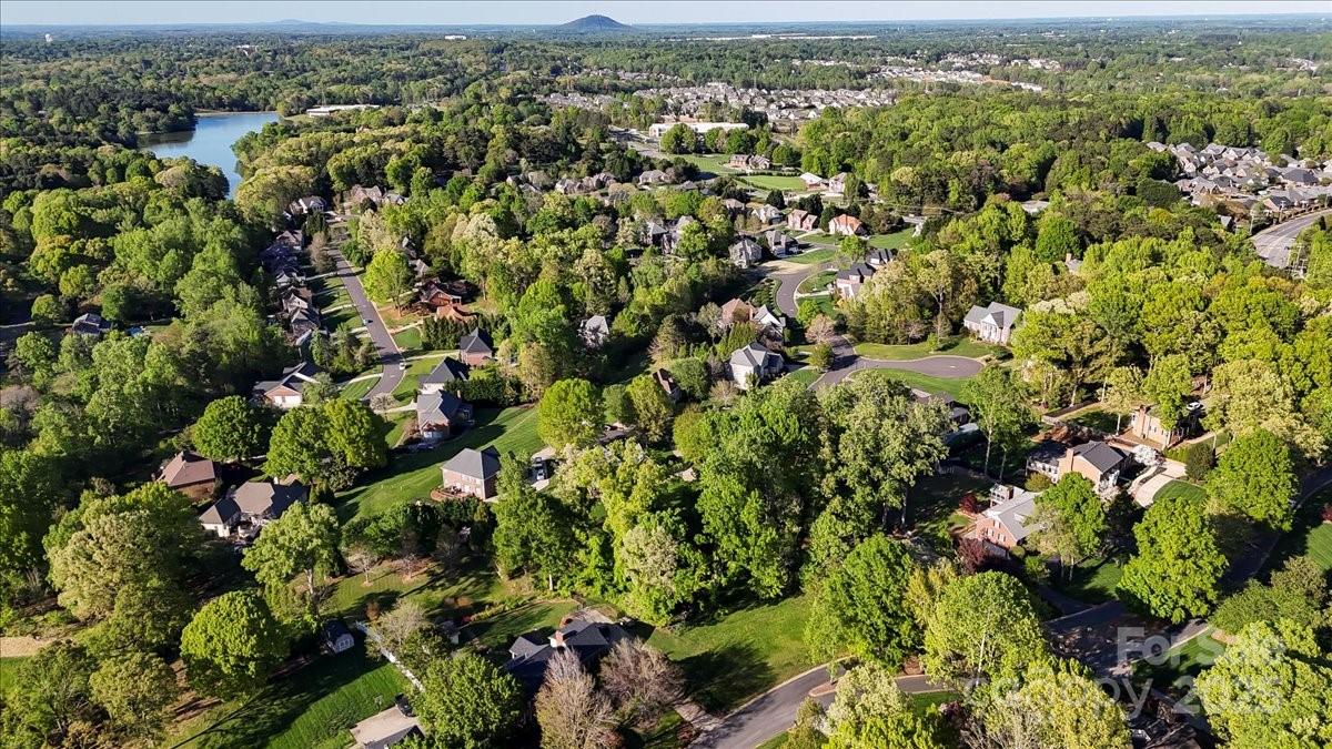 1618 Heatherloch Drive Gastonia NC 28054