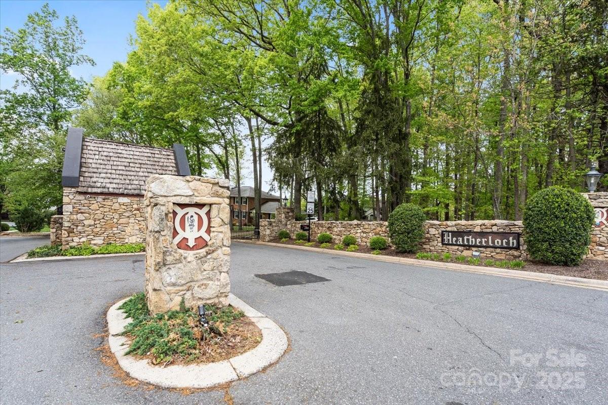 1618 Heatherloch Drive Gastonia NC 28054