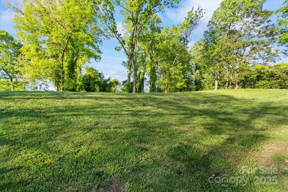 1618 Heatherloch Drive Gastonia NC 28054