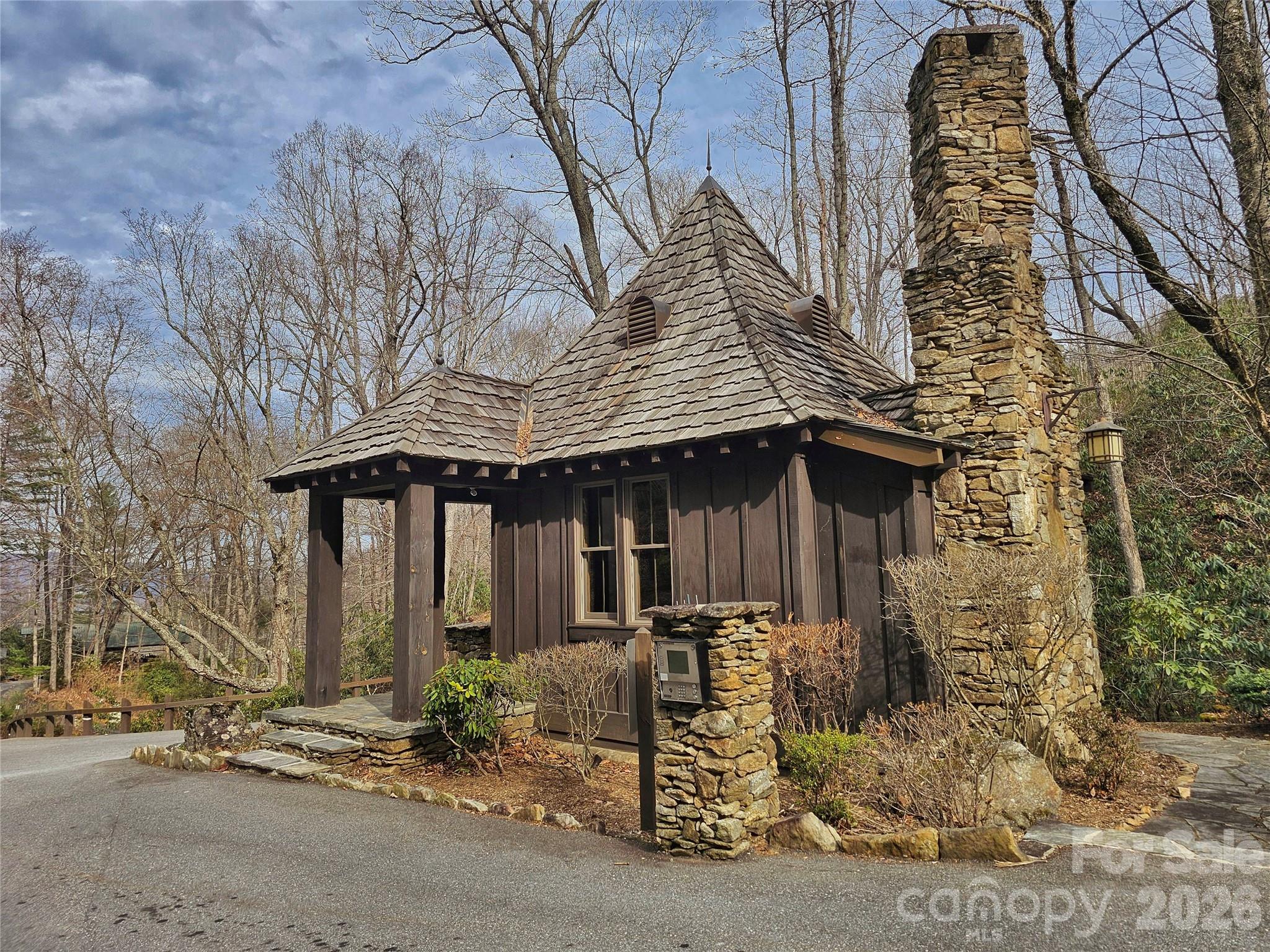 32 Finlaystone Trace Waynesville NC 28786
