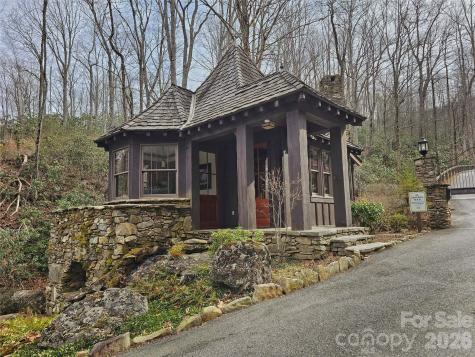 32 Finlaystone Trace Waynesville NC 28786
