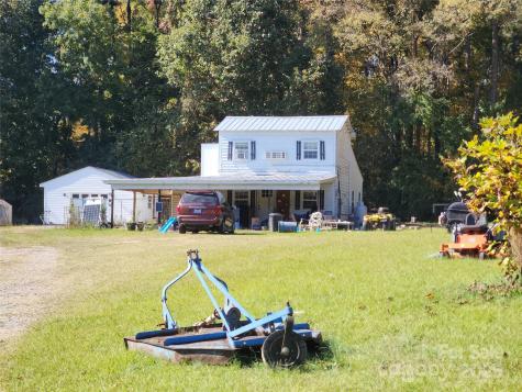 2351 Reges Store Road Nashville NC 27856