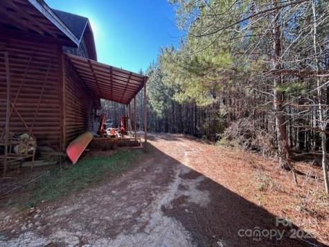 164 Blackburn Drive Grover NC 28073