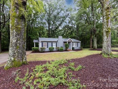 3109 Forest Lawn Drive Matthews NC 28104