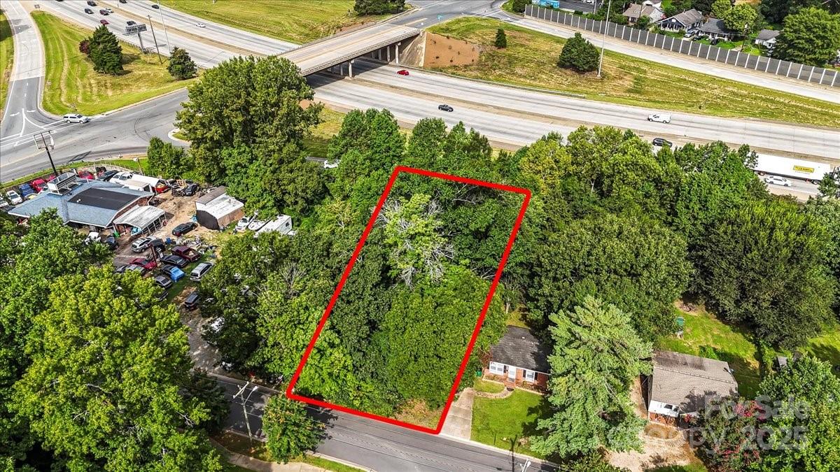 734 Dewolfe Street Charlotte NC 28208