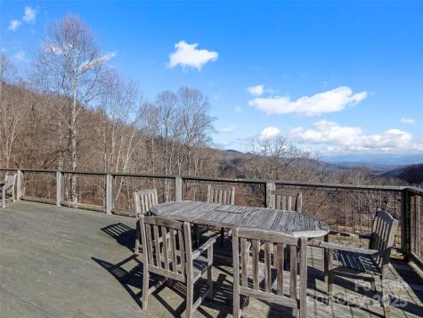 534 Kendal Drive Leicester NC 28748