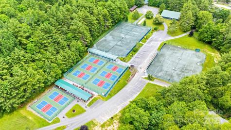 140 Pine View Road Newland NC 28657