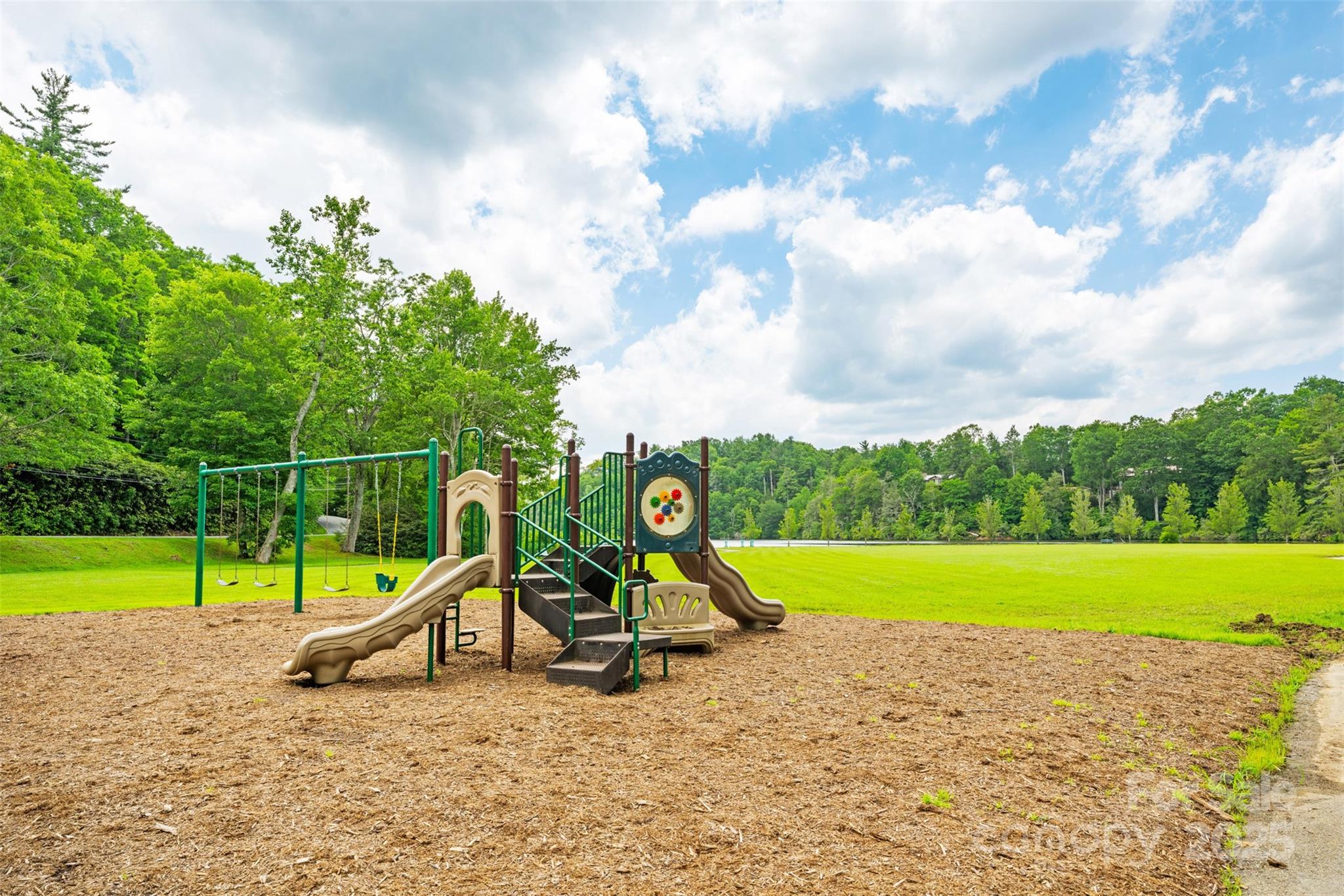 140 Pine View Road Newland NC 28657