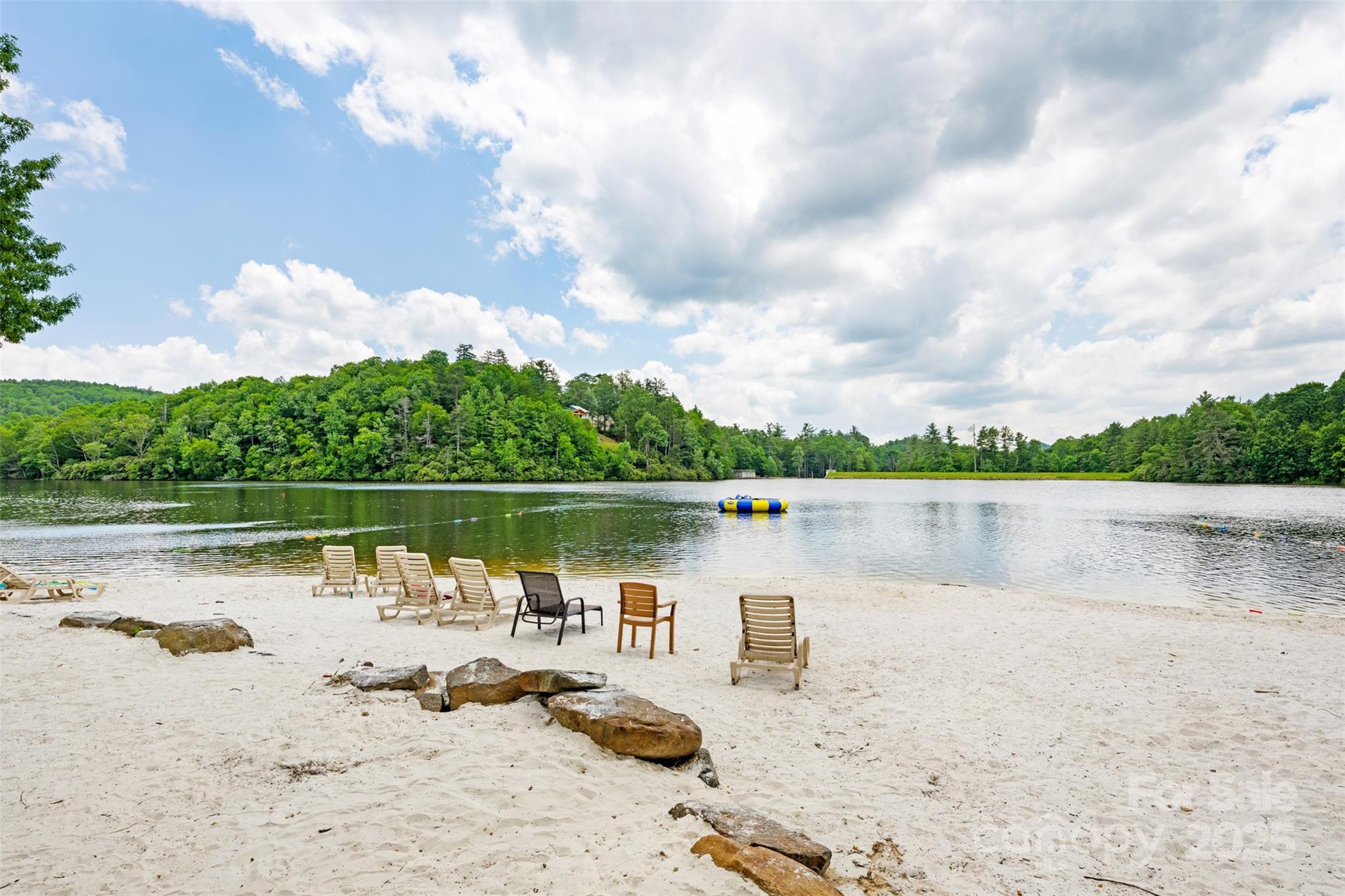 140 Pine View Road Newland NC 28657