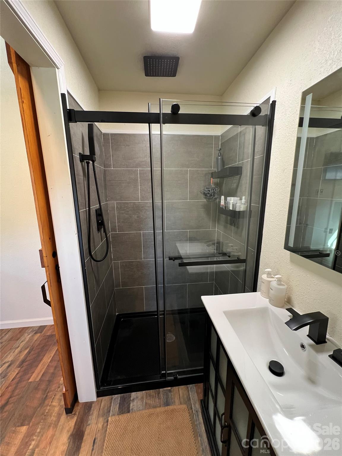 415 Hyde Road Stecoah NC 28771