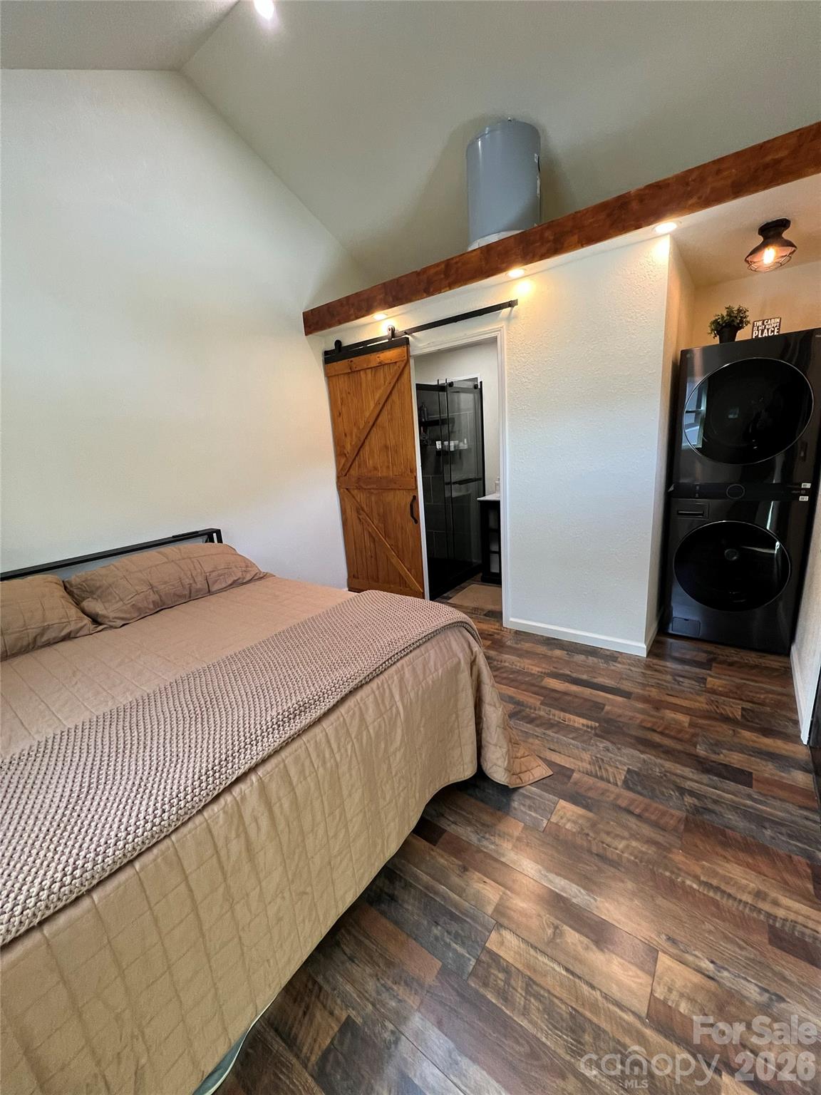 415 Hyde Road Stecoah NC 28771