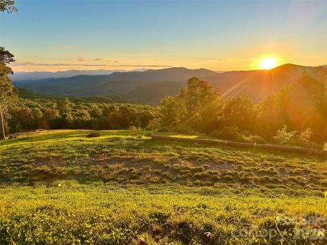 Tbd Nicholas Knoll Road Bakersville NC 28705