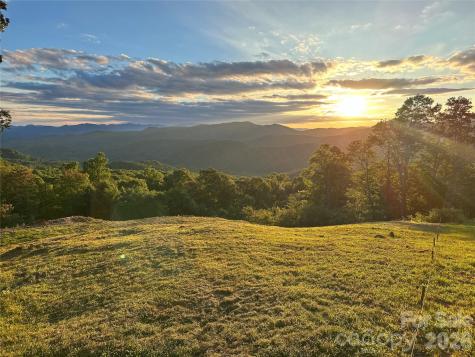 Tbd Nicholas Knoll Road Bakersville NC 28705