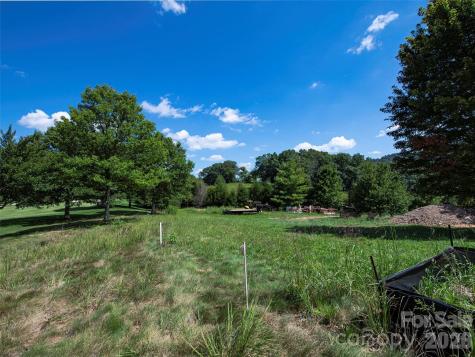 74 Walnut Valley Parkway Arden NC 28704