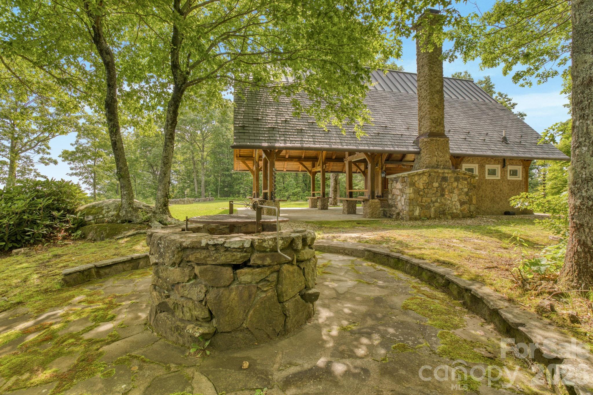 117 Sahalee Trail Hendersonville NC 28739