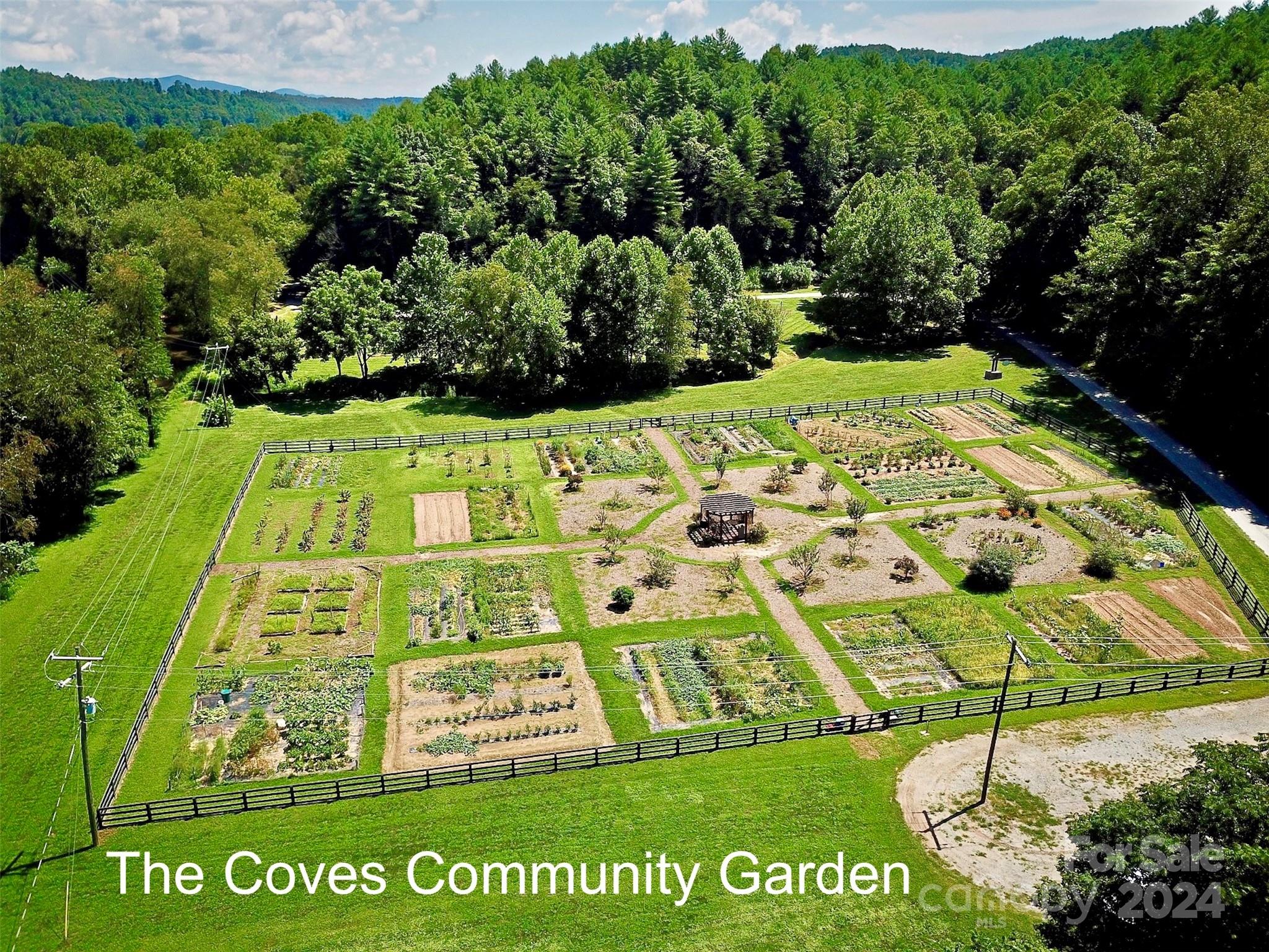 6.09 Acres, Lot 136/137 Johns Ridge Parkway Lenoir NC 28645