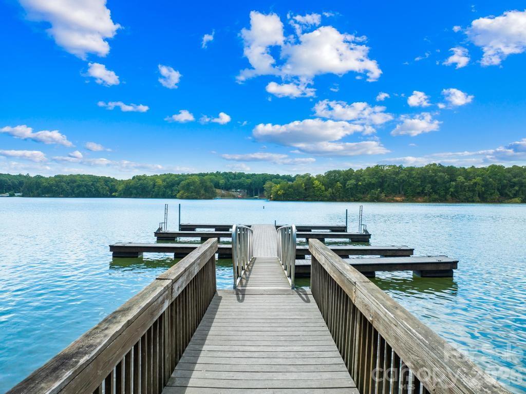 272 S Harbor Watch Drive Statesville NC 28677