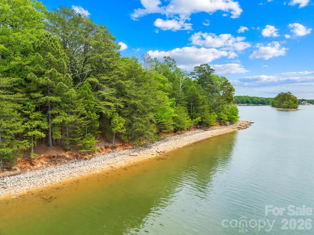 272 S Harbor Watch Drive Statesville NC 28677