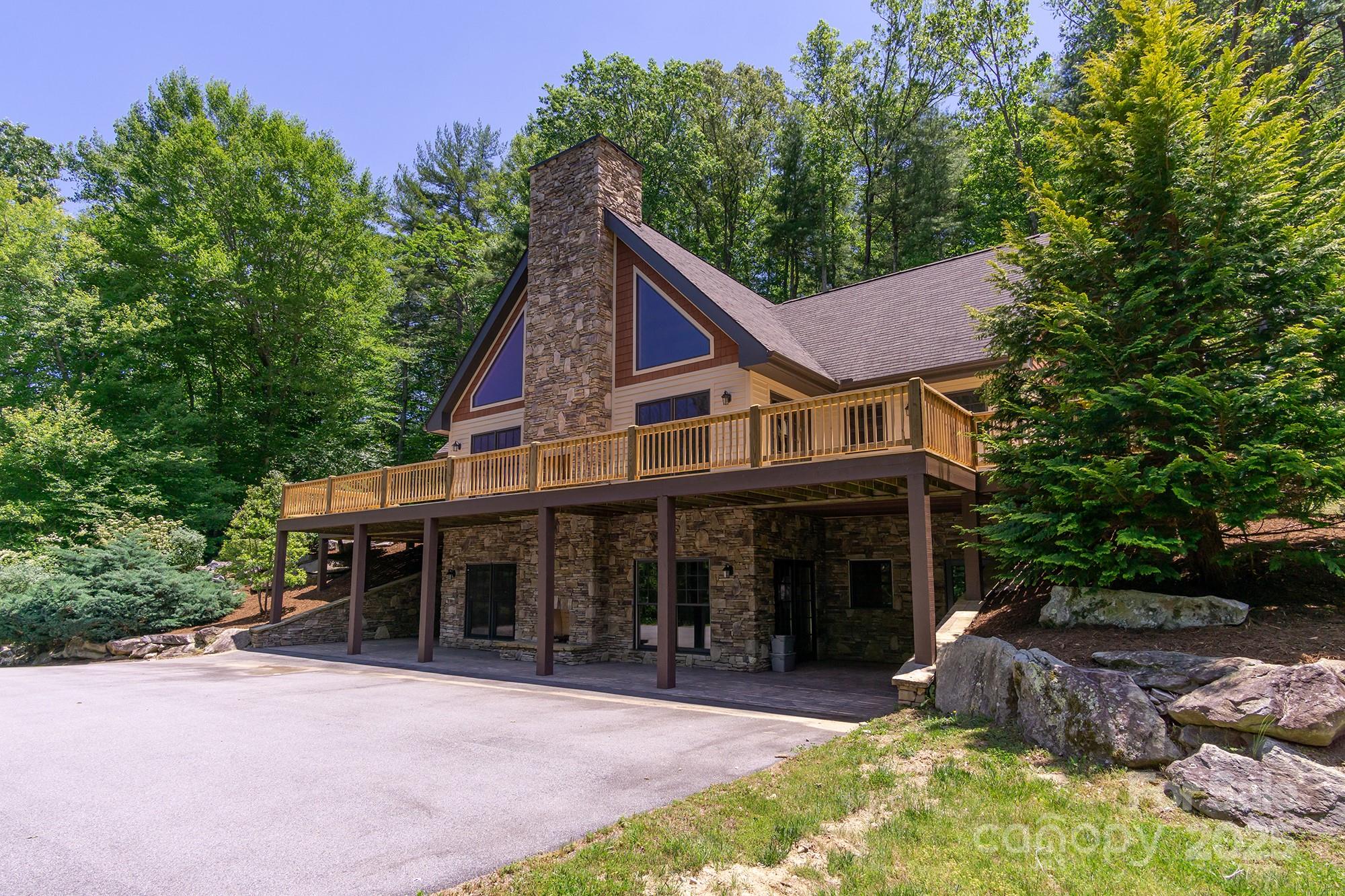 99999 Caddis Lane Horse Shoe NC 28742