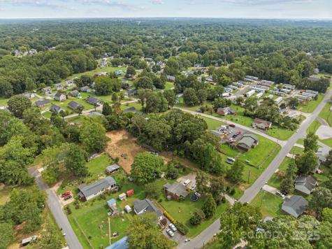 621 Pleasant Avenue Kannapolis NC 28081