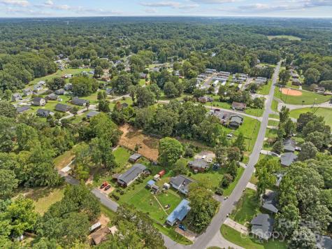 621 Pleasant Avenue Kannapolis NC 28081