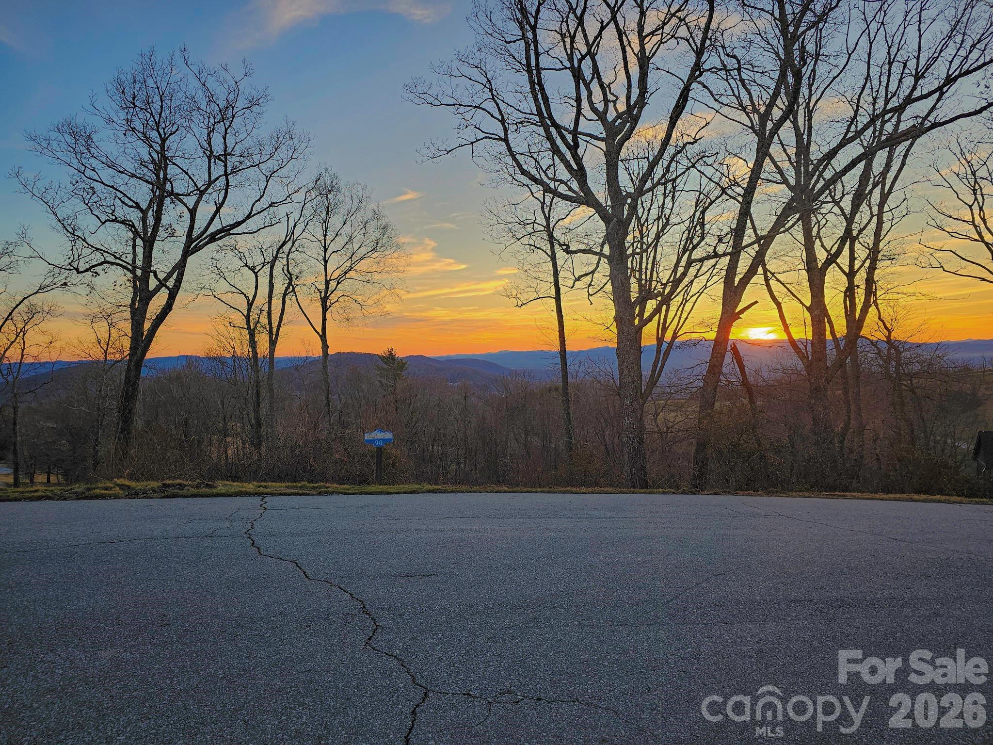214 Summerset Drive Hendersonville NC 28792