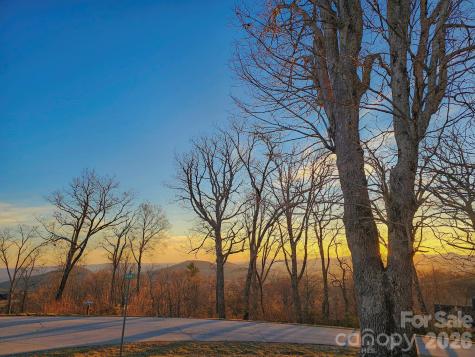 214 Summerset Drive Hendersonville NC 28792