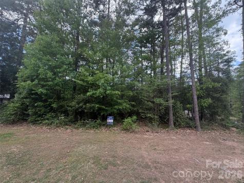 105 Hillcrest Road New London NC 28127