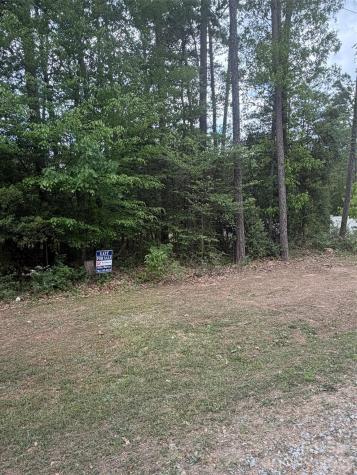 105 Hillcrest Road New London NC 28127
