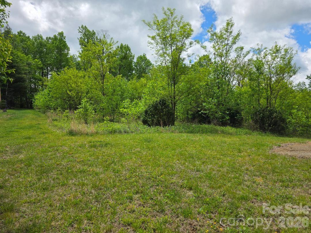 0000 Finch Lane Burnsville NC 28714