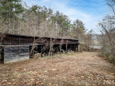 896 Newfound Road Leicester NC 28748