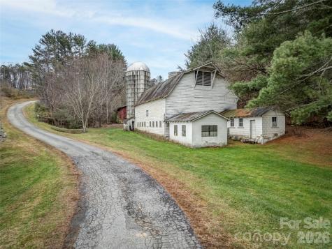 896 Newfound Road Leicester NC 28748