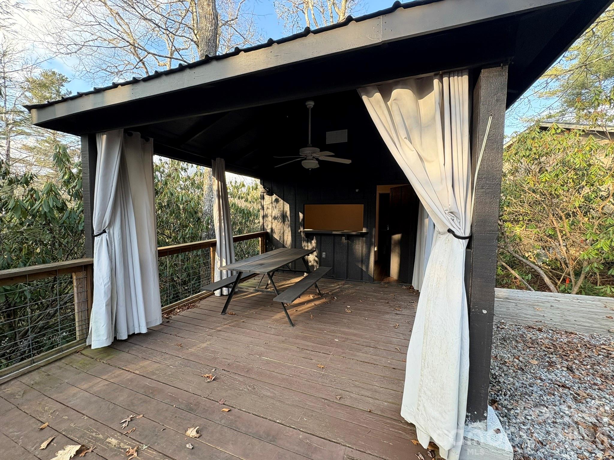 157 Hemlock Loop Newland NC 28657