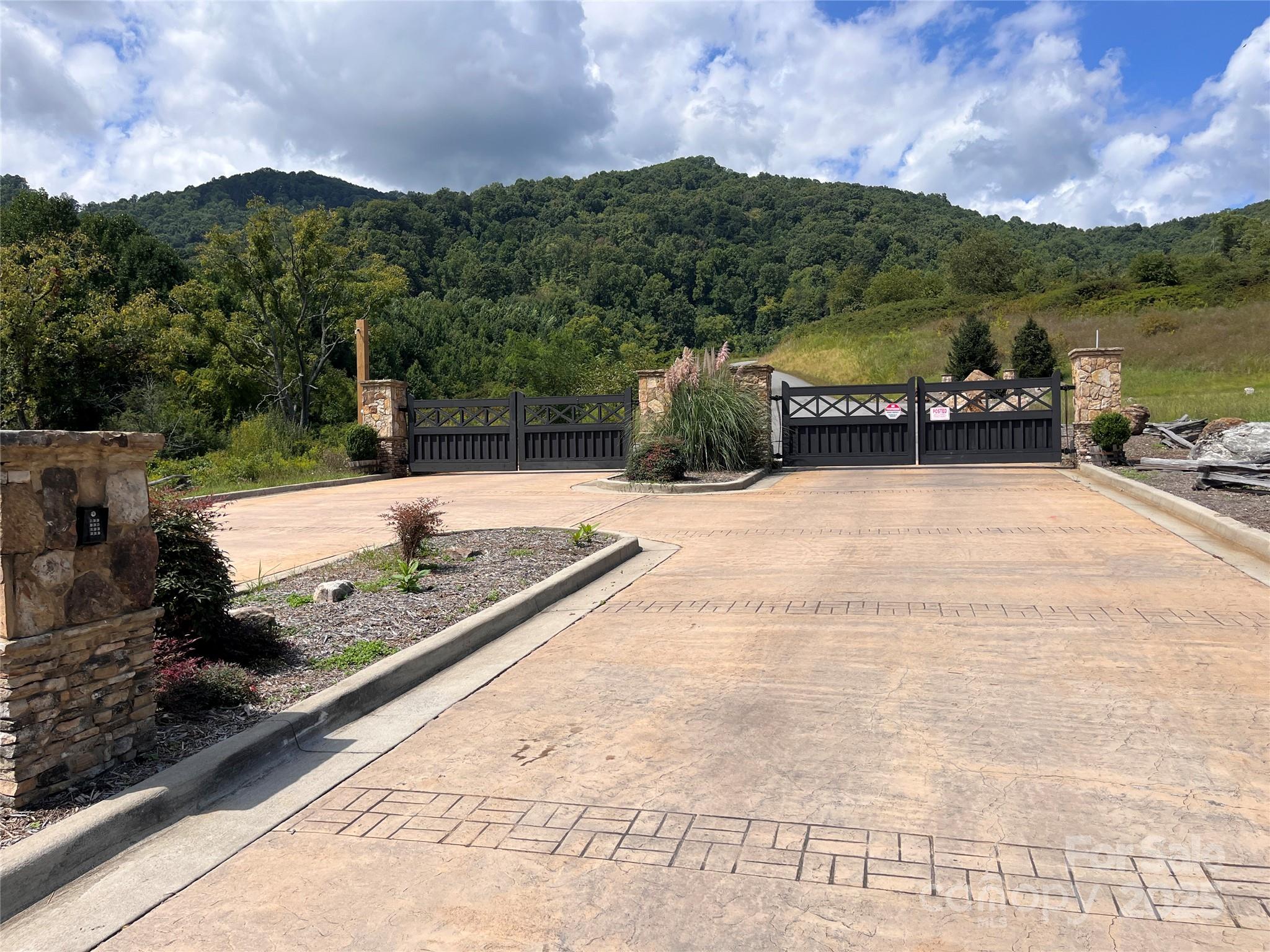 4 Summit View Drive Canton NC 28716