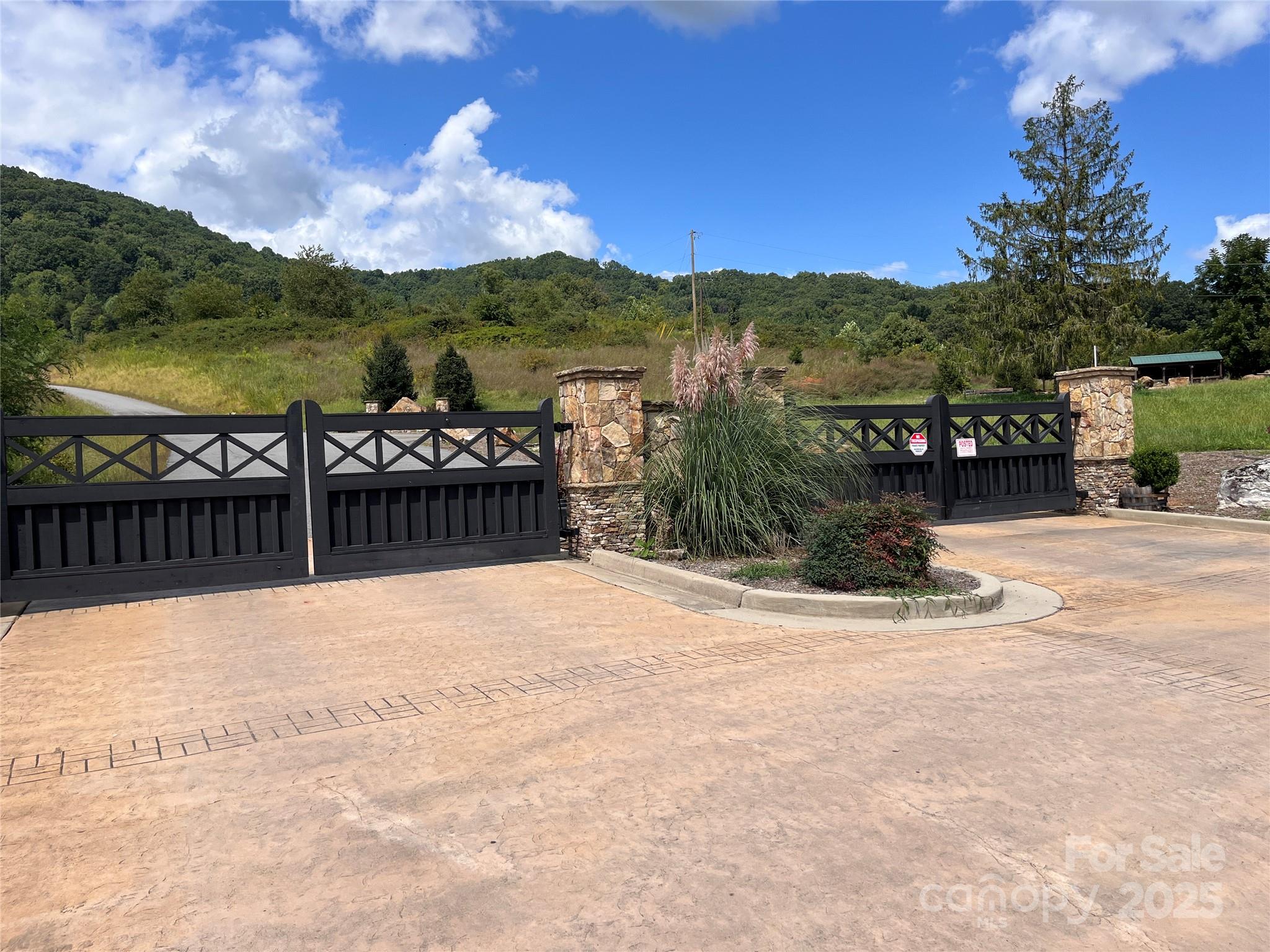4 Summit View Drive Canton NC 28716