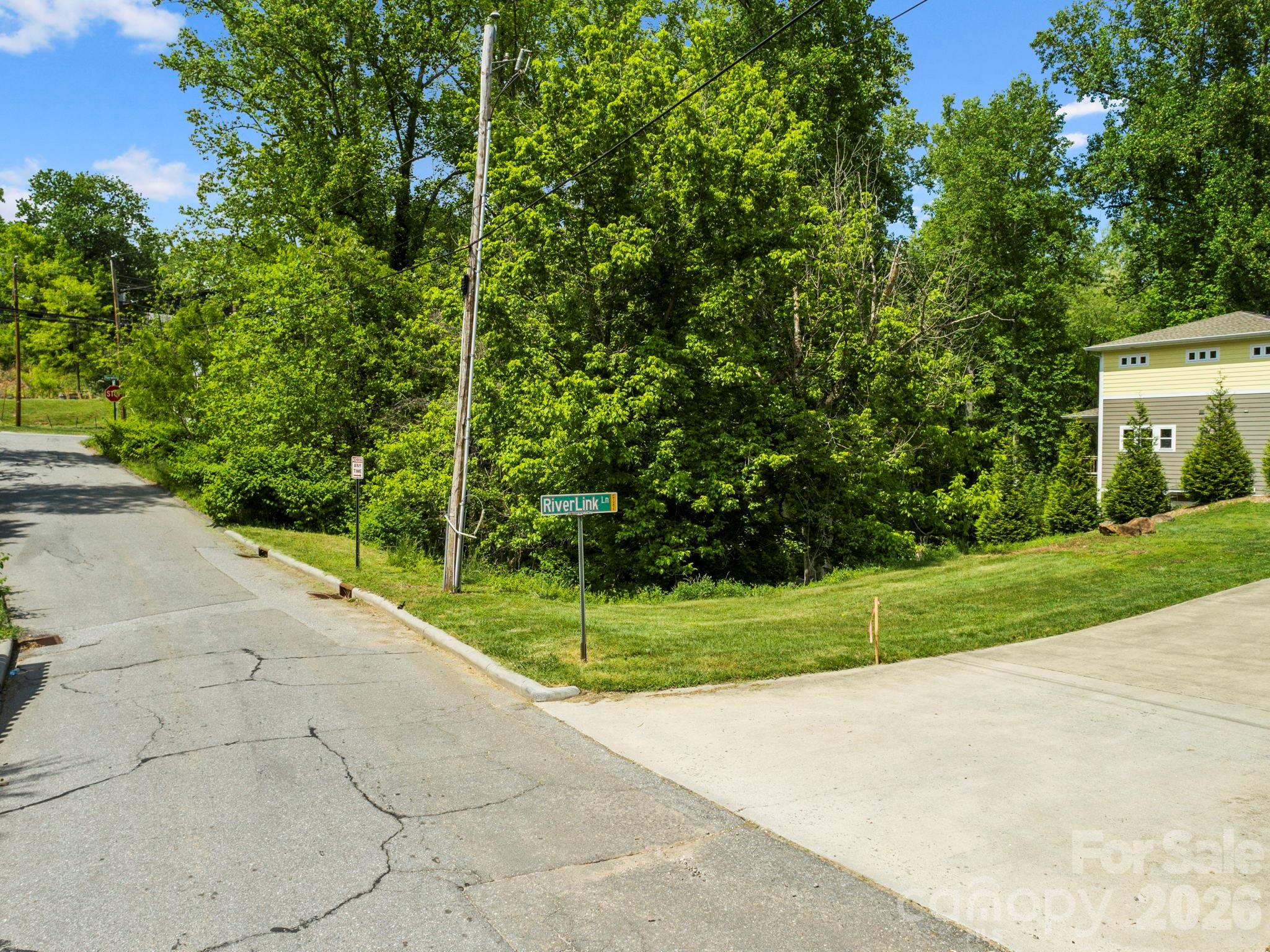 9999 Euclid Boulevard Asheville NC 28806