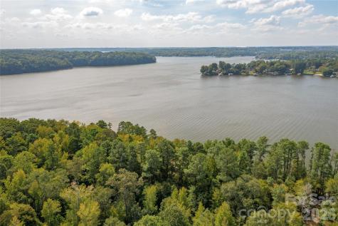 846 Lakeforest Drive Clover SC 29710