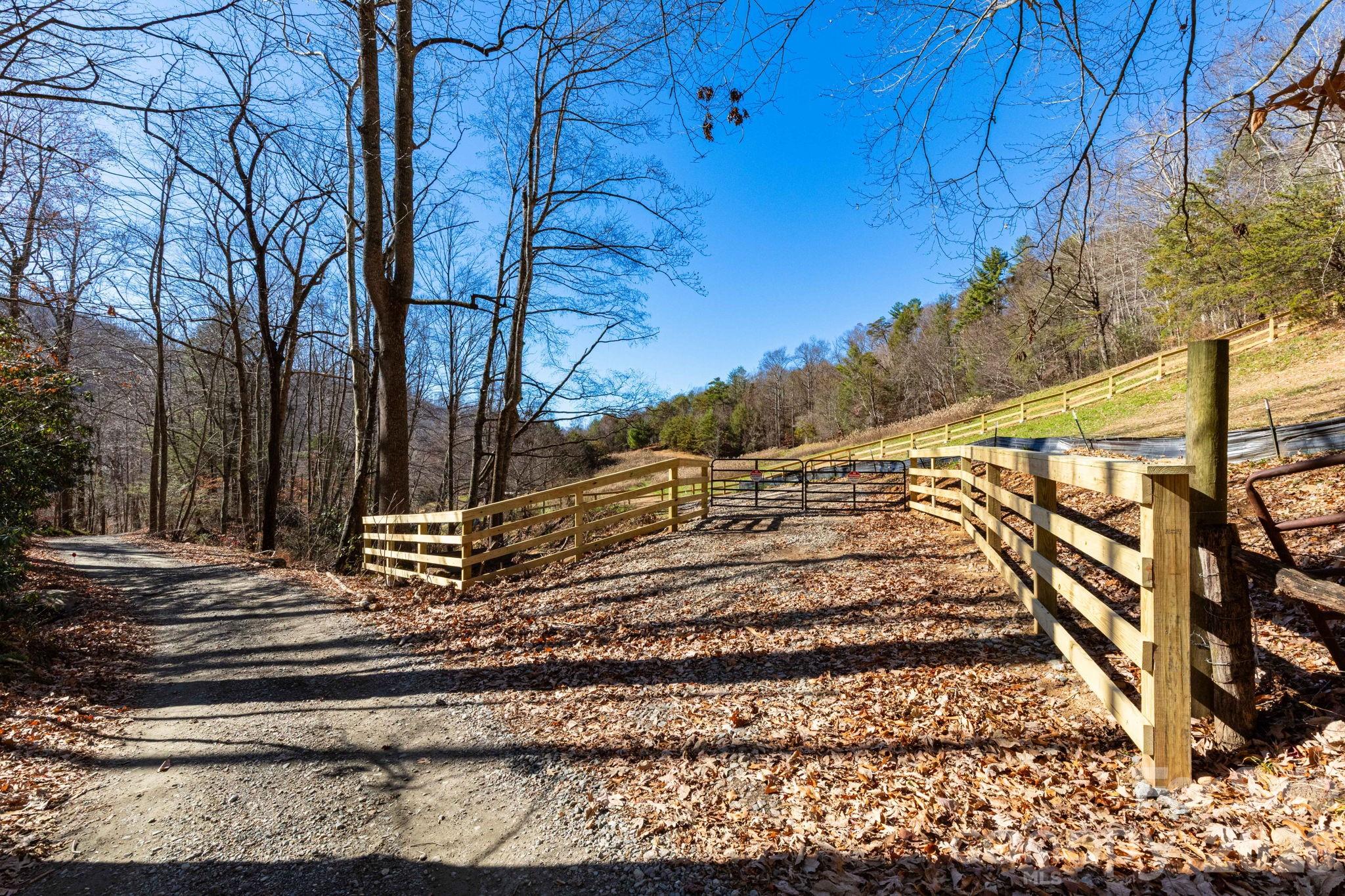 000 Cook Cove Road Weaverville NC 28787
