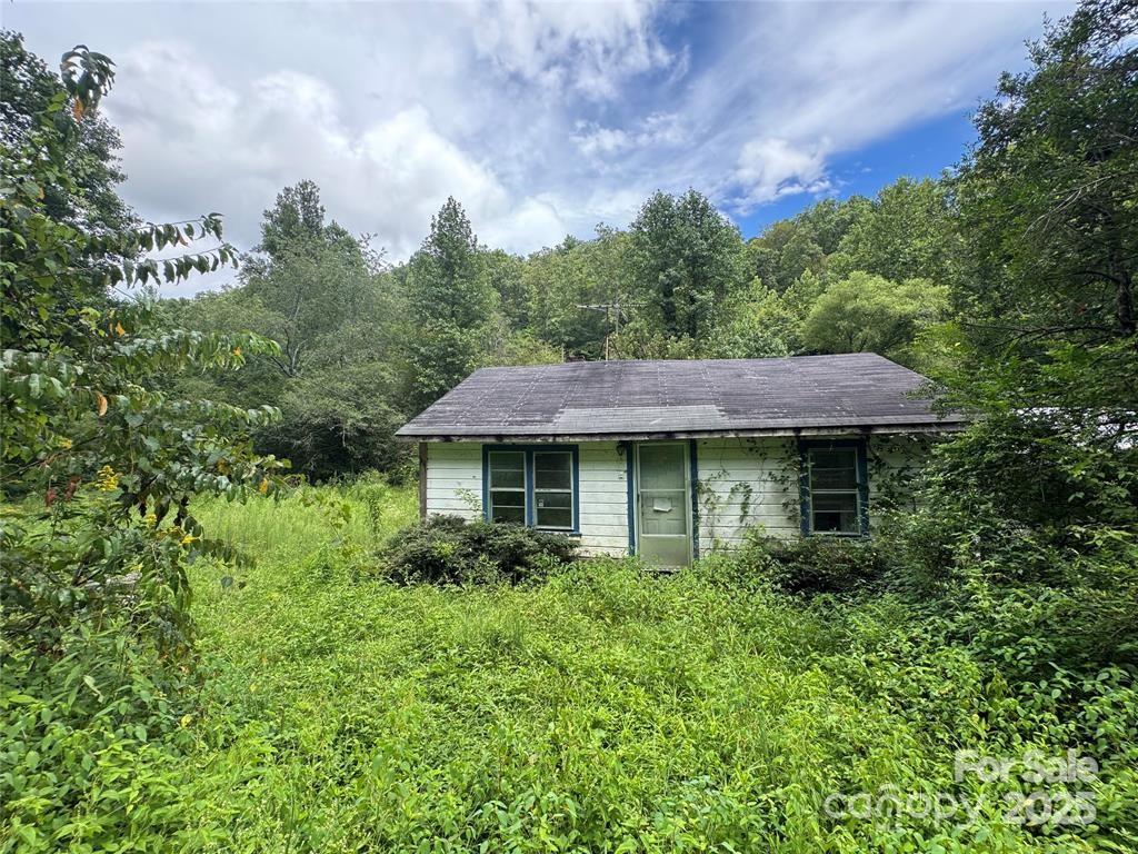 4938 Nc 90 Highway Collettsville NC 28611