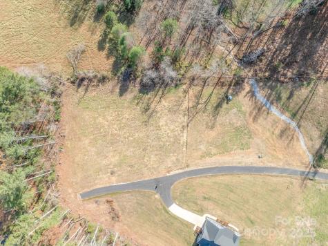00 Kelly Daniele Lane Hendersonville NC 28739