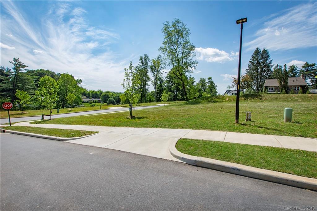 21 Malvern Walk Asheville NC 28806