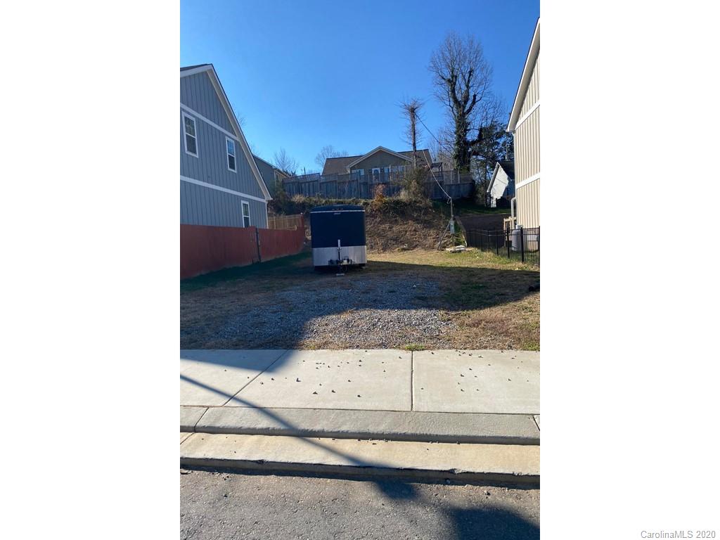 23 Alice Clement Lane Asheville NC 28803