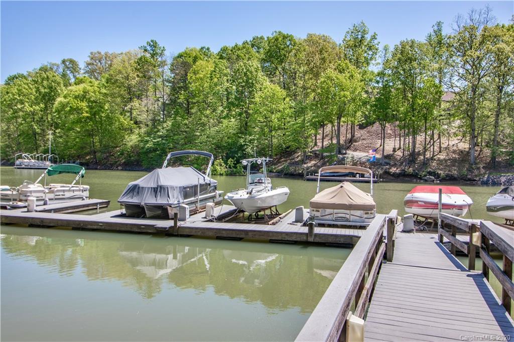 105 Frostcliff Lane Mooresville NC 28117