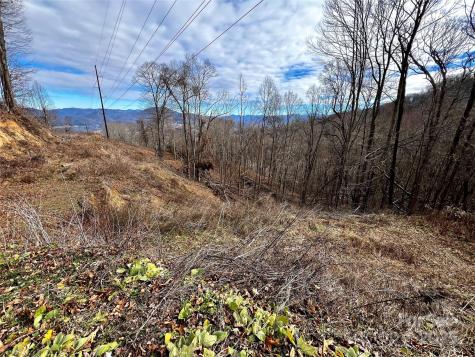 4 And 4b Salisbury Cove Waynesville NC 28785